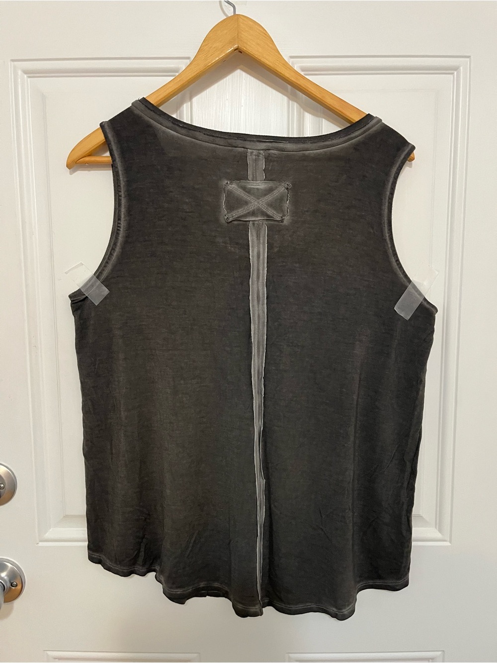 Women’s Washed V-Neck Tank Top - Black - Picture 4 of 4